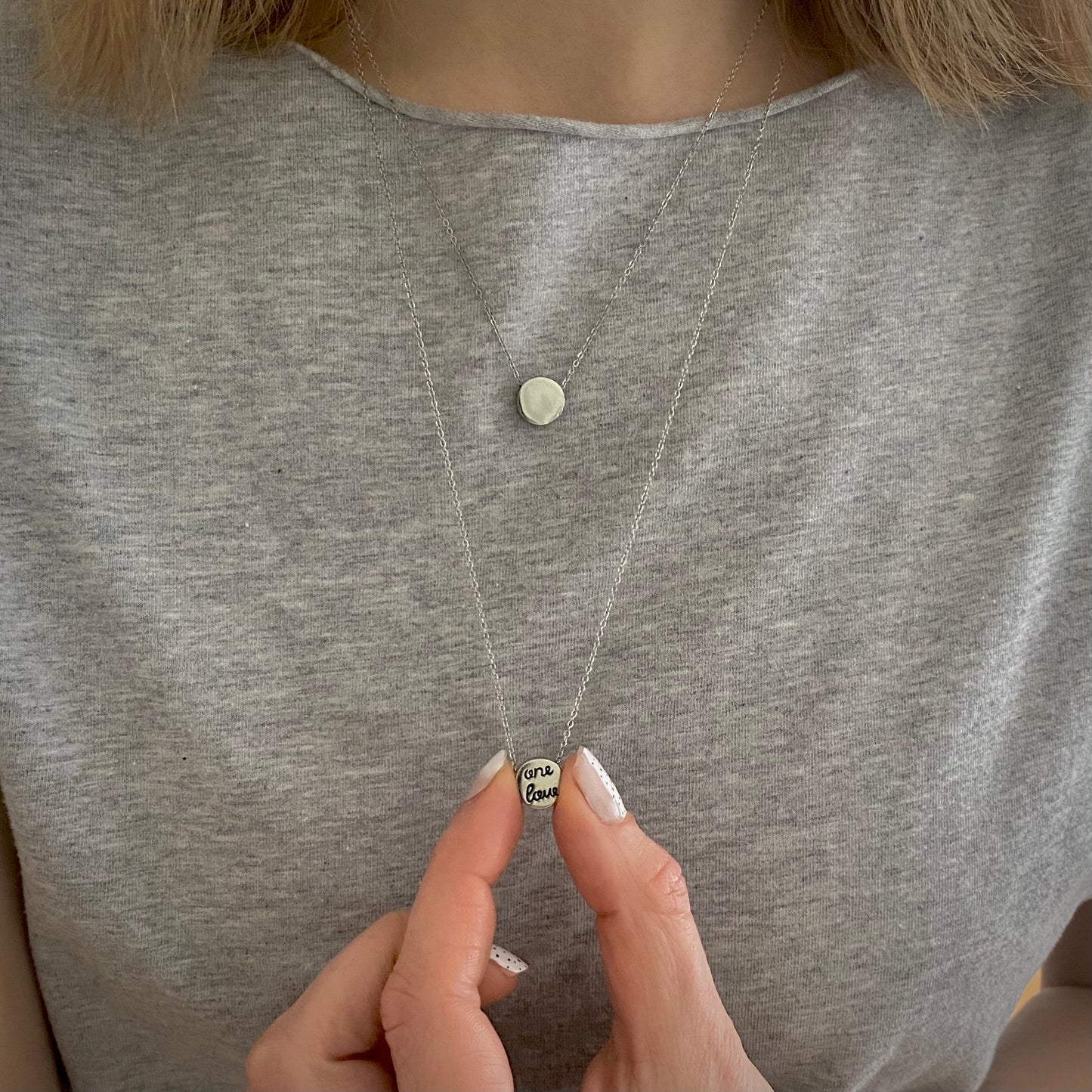Gift Box "One Love" Tiny Circle Necklace