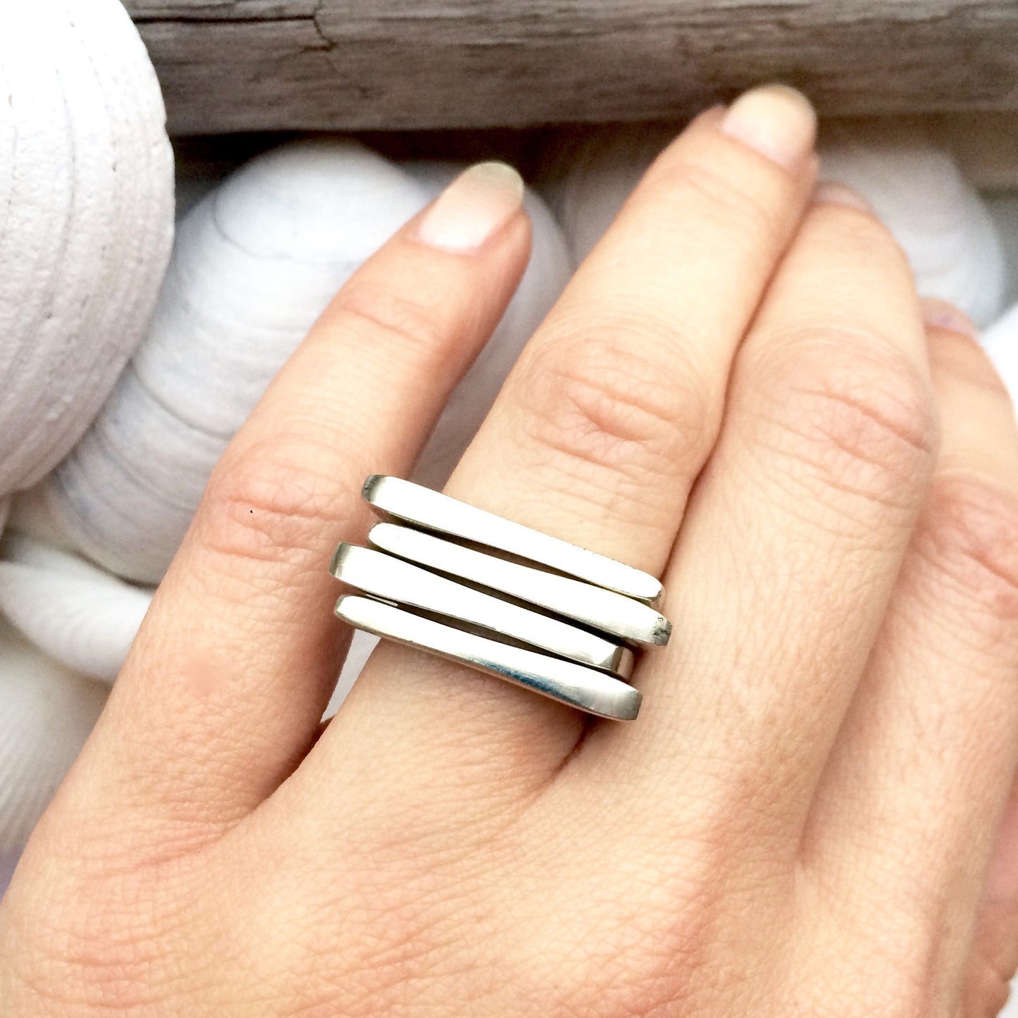 Zen Bar Ring